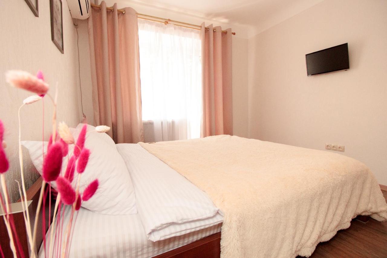 Apartment On Sobornyi Avenue 61 Oleksandriia Exterior foto